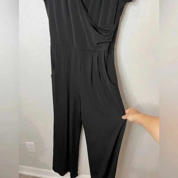 ☀️Ronni Nicole Jumpsuit - Picture 7 of 9